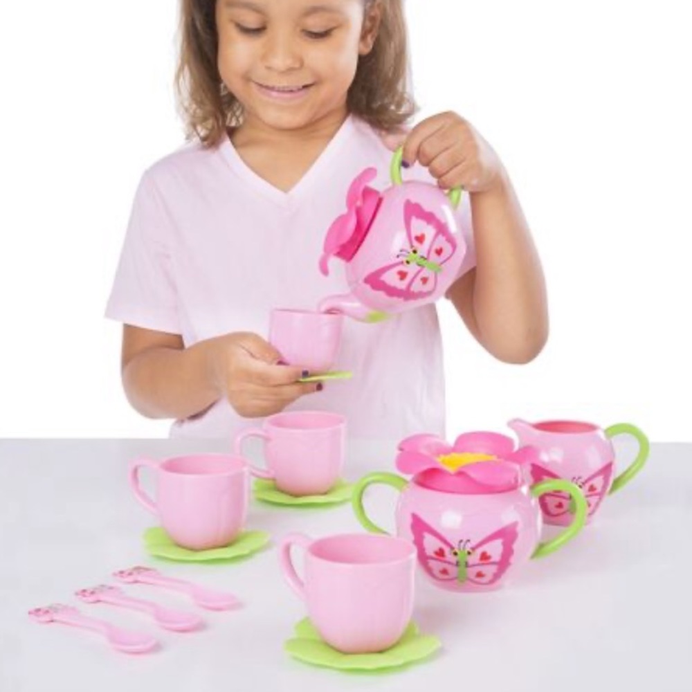 Melissa & Doug butterfly tea set - Picture 5 of 5